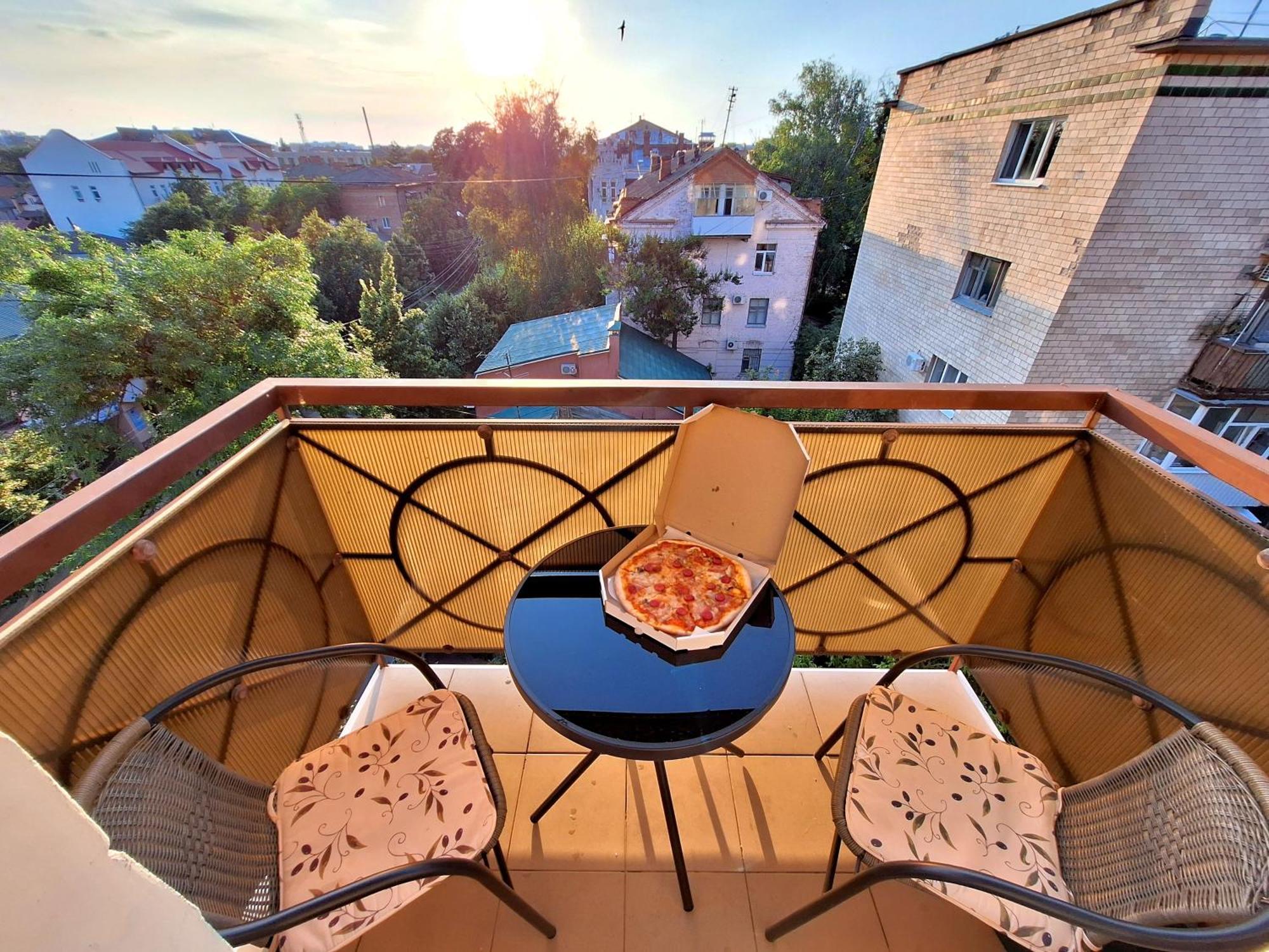 Найбільше Ліжко У Полтаві Мережа Alex Apartments Цілодобово Безконтактне Заселення Poltava Dış mekan fotoğraf