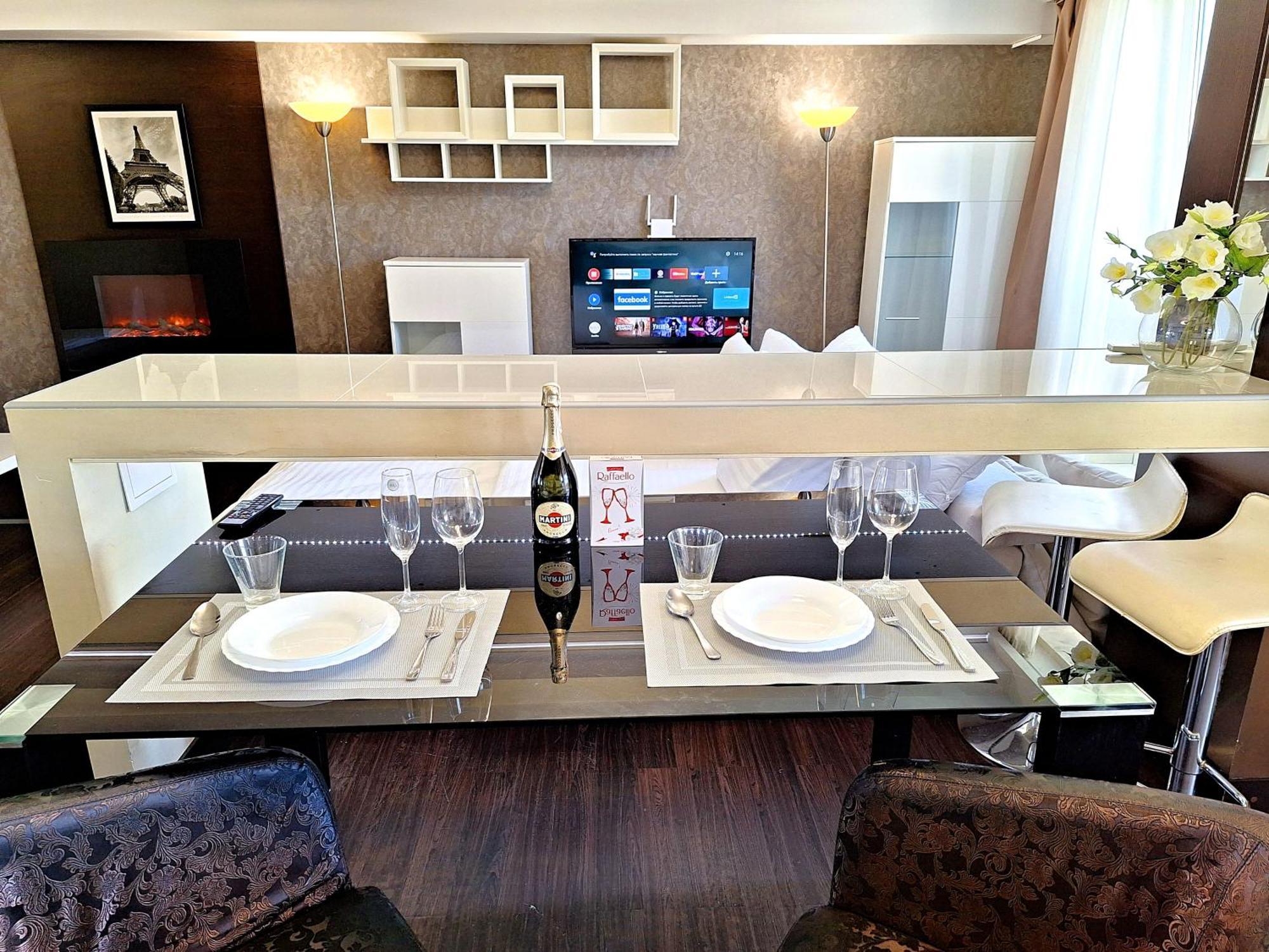 Найбільше Ліжко У Полтаві Мережа Alex Apartments Цілодобово Безконтактне Заселення Poltava Dış mekan fotoğraf