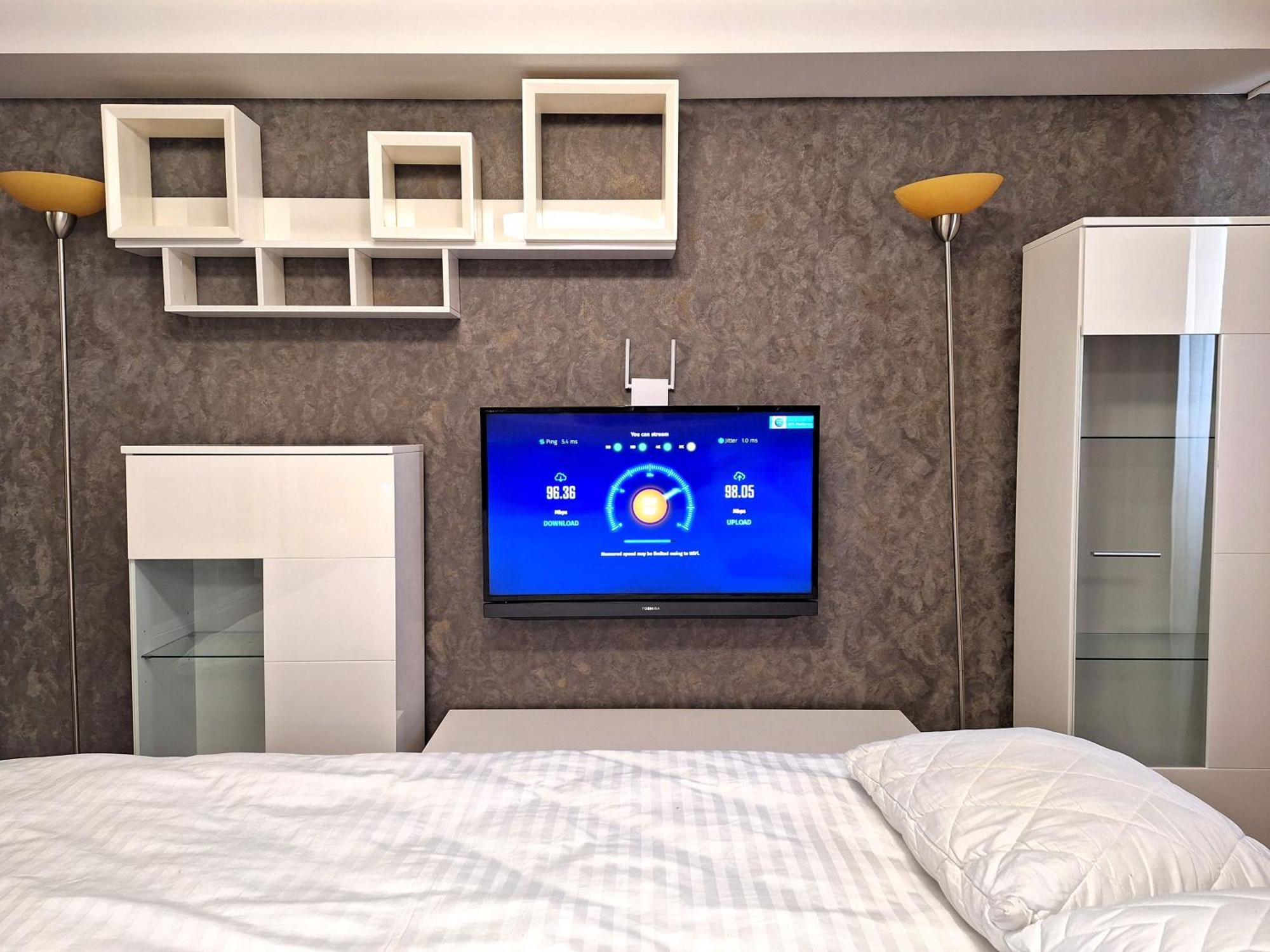 Найбільше Ліжко У Полтаві Мережа Alex Apartments Цілодобово Безконтактне Заселення Poltava Dış mekan fotoğraf