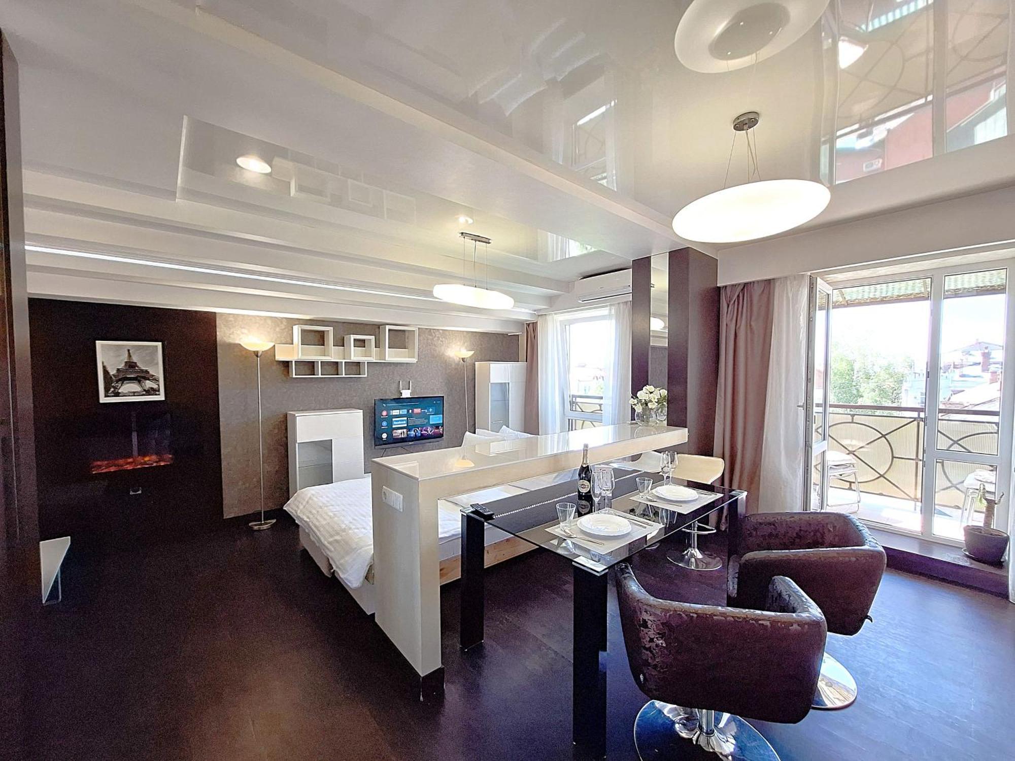 Найбільше Ліжко У Полтаві Мережа Alex Apartments Цілодобово Безконтактне Заселення Poltava Dış mekan fotoğraf